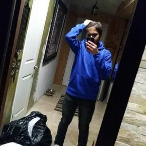 Meet your Posher, Cesar